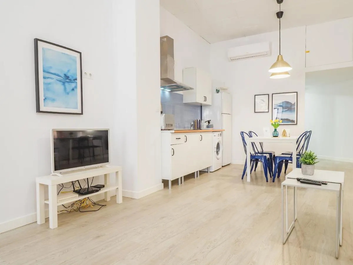 Cubo'S Malaga Center El Molinillo Apartment